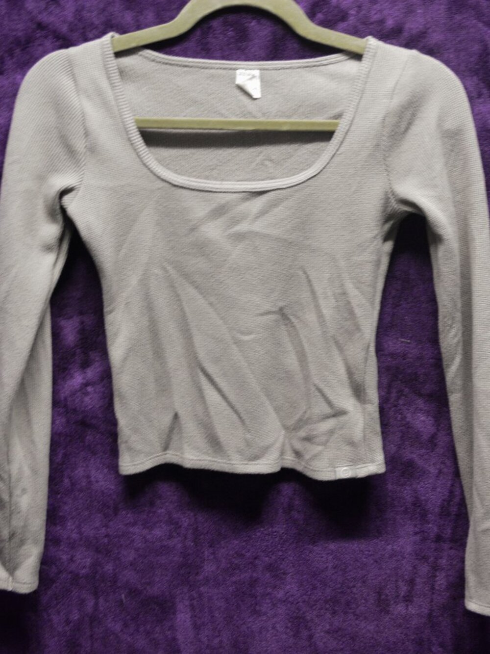 Cropped Scooped Neck Grey Sweater